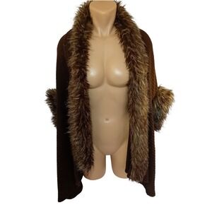 Vintage 90s Y2K Boho Knit Poncho Wrap Faux Fur Glam Girlhoodcore Trendy Bratz OS
